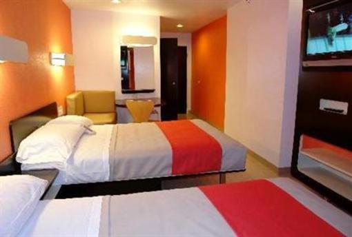 фото отеля Motel 6 Las Vegas - Tropicana