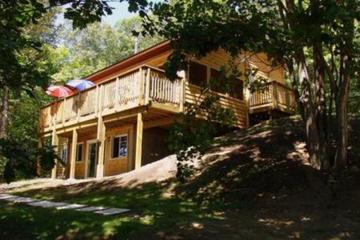фото отеля Sunny Point Resort, Cottages & Inn