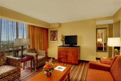 фото отеля Chicago's Essex Inn