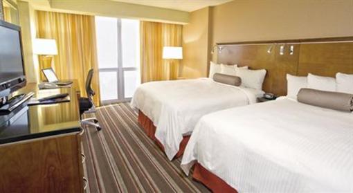 фото отеля Chicago's Essex Inn