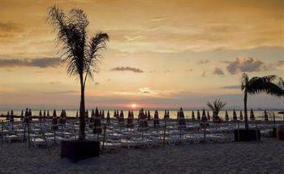 фото отеля Hotel les Bains de Camargue