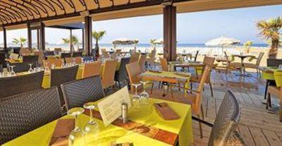 фото отеля Hotel les Bains de Camargue