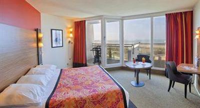 фото отеля Hotel les Bains de Camargue