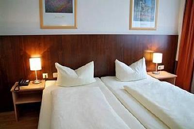 фото отеля Hotel Italia Munich