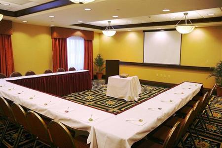 фото отеля Hampton Inn & Suites Seal Beach