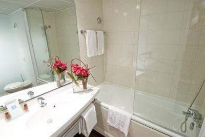фото отеля Suite Home Paris Pantin