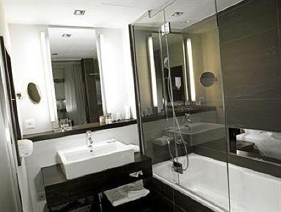 фото отеля Four Points by Sheraton Sihlcity Zurich