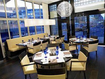 фото отеля Four Points by Sheraton Sihlcity Zurich