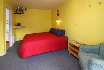 фото отеля Base Pipi Patch Lodge Paihia