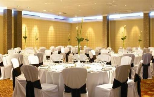 фото отеля The Carlton Hotel Edinburgh