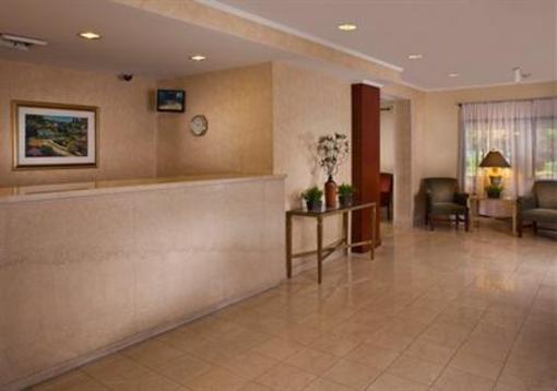 фото отеля Courtyard New Orleans Covington/Mandeville