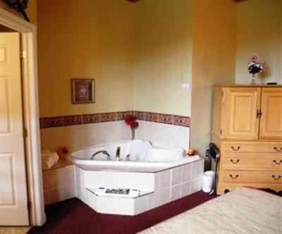 фото отеля Canadas Best Value Inn and Suites