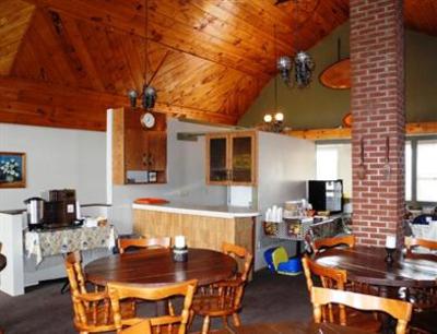 фото отеля Canadas Best Value Inn and Suites