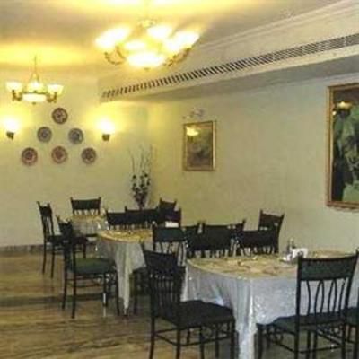 фото отеля Karan Hotel