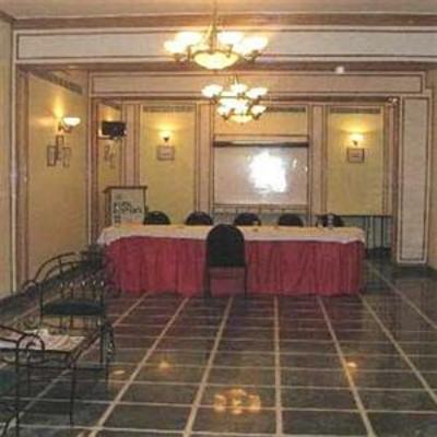 фото отеля Karan Hotel