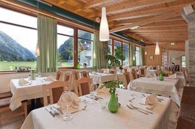 фото отеля Stillebacherhof Hotel Sankt Leonhard im Pitztal