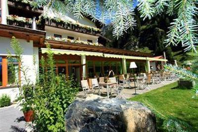фото отеля Stillebacherhof Hotel Sankt Leonhard im Pitztal