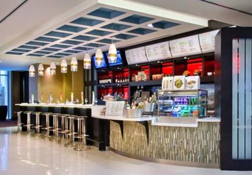 фото отеля Courtyard by Marriott Washington D.C. Foggy Bottom