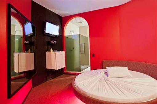фото отеля Snob Motel