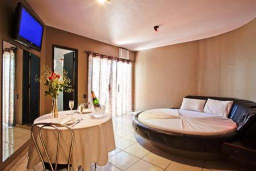 фото отеля Snob Motel