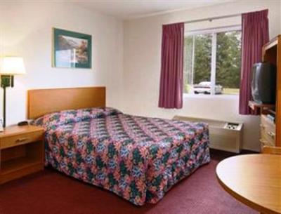 фото отеля Super 8 Motel Chetek