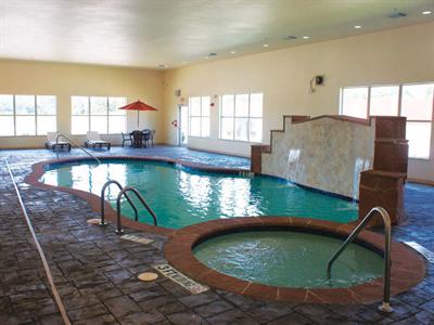 фото отеля La Quinta Inn Suites Joshua