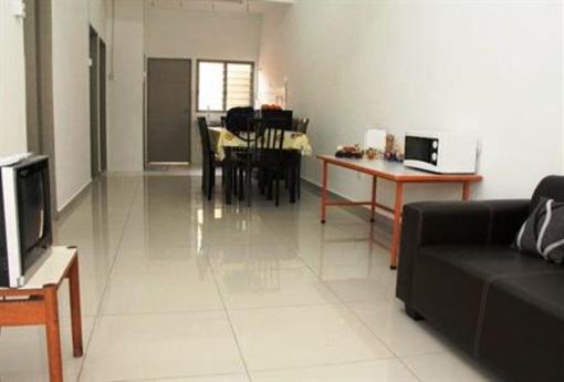 фото отеля Tropical Terrace Homestay