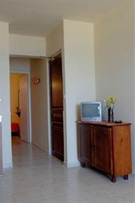 фото отеля Semeli Apartments