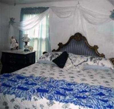 фото отеля Lamplight Inn B&B