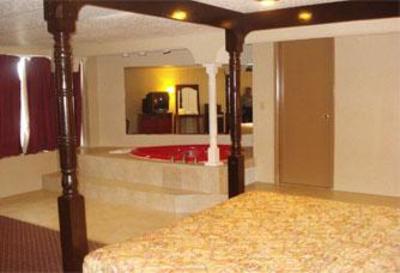 фото отеля Town House Inn & Suites Elmwood Park