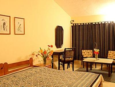 фото отеля Corbett Riverside Resort Ramnagar