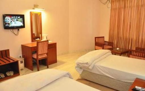 фото отеля Sujata Hotel