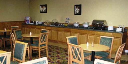 фото отеля GuestHouse International Inn & Suites Knoxville