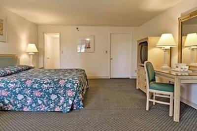 фото отеля Park Lawn Hotel Fresno