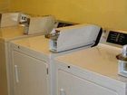 фото отеля Royal Coachman Inn & Suites