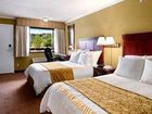 фото отеля Royal Coachman Inn & Suites