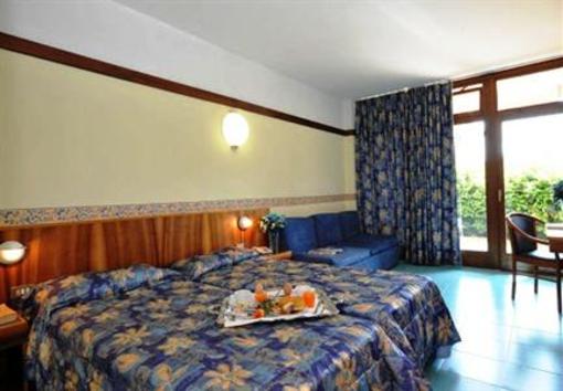 фото отеля Royal Hotel Garda
