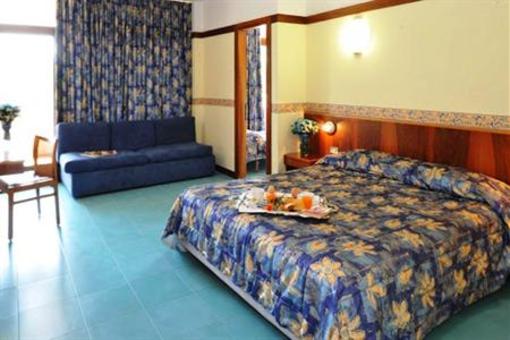 фото отеля Royal Hotel Garda