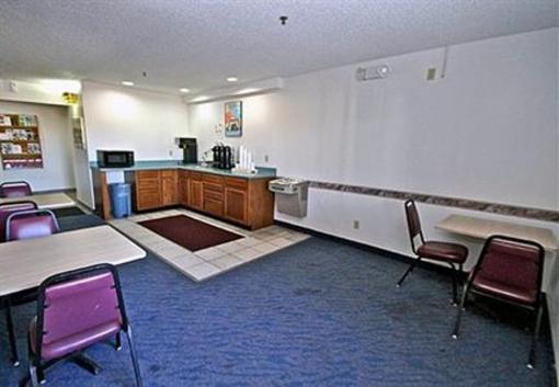 фото отеля Motel 6 Waterloo (Iowa)