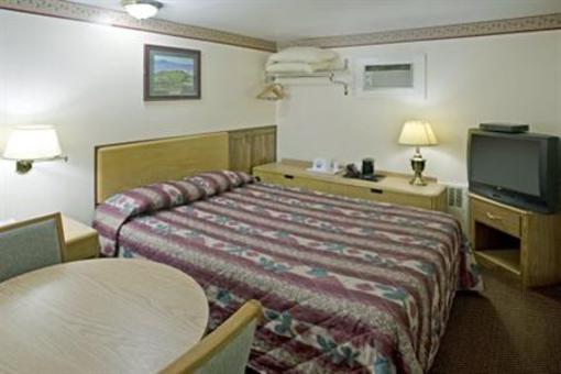 фото отеля Americas Best Value Inn-Jonesville Hillsdale