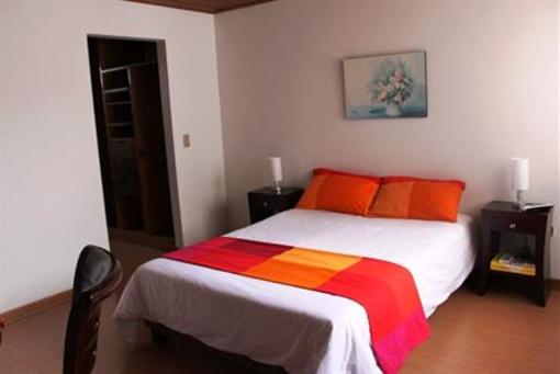 фото отеля Apartamentos Alhambra Bogota