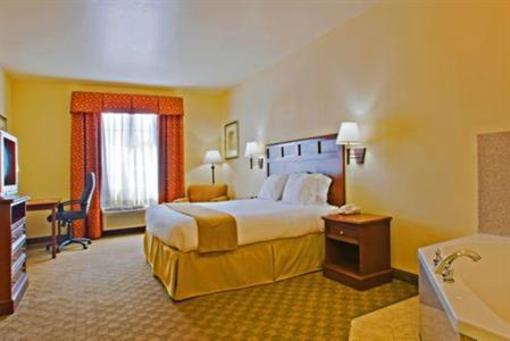 фото отеля Holiday Inn Express Hotel & Suites Levelland