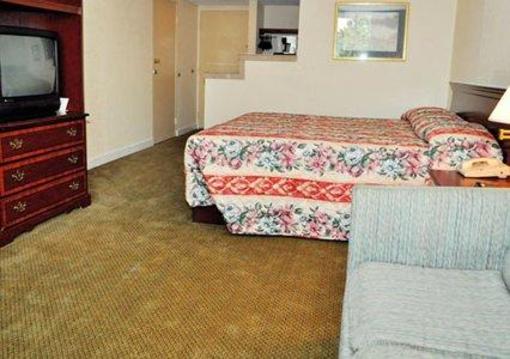 фото отеля Rodeway Inn Emporia (Virginia)