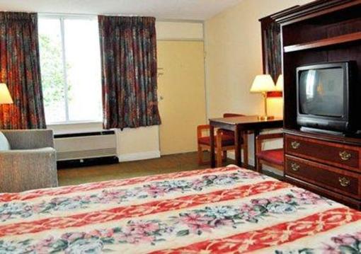 фото отеля Rodeway Inn Emporia (Virginia)