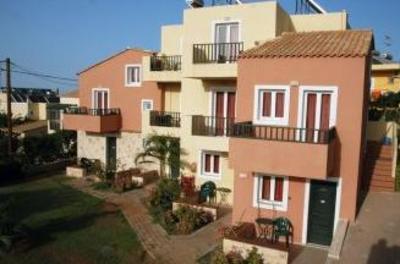 фото отеля Golden Valantine Apartments