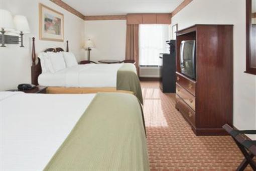 фото отеля Holiday Inn Express Wilson
