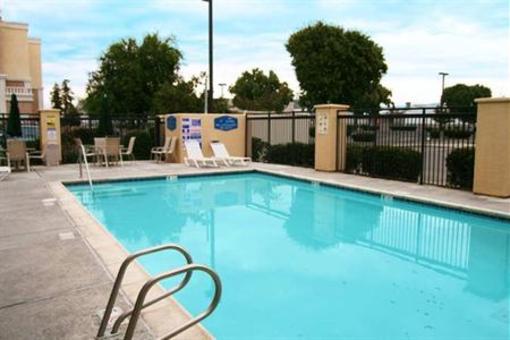 фото отеля Hampton Inn Suites Modesto-Salida