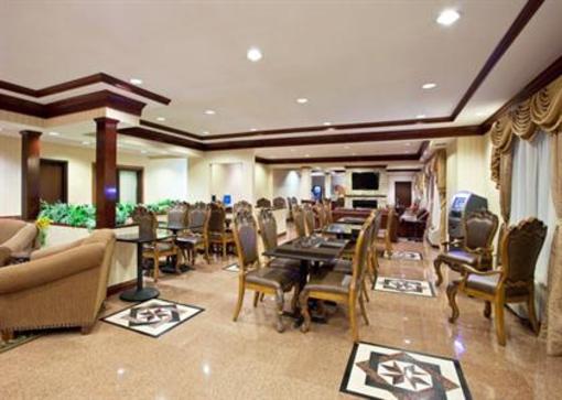 фото отеля Holiday Inn Express Wixom