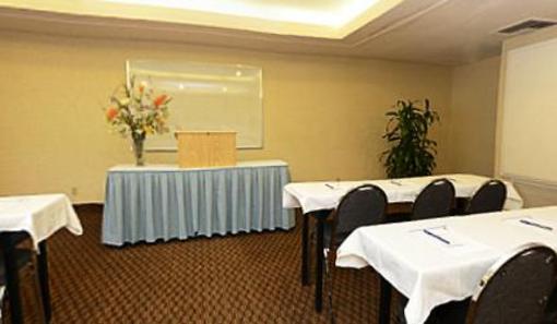 фото отеля BEST WESTERN West Covina Inn