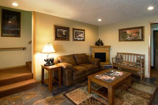фото отеля Americas Best Value Inn & Suites International Falls
